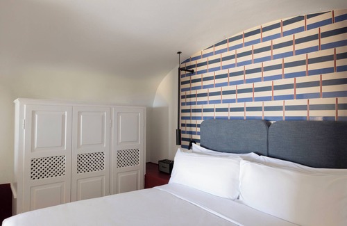 Finikia Hotel | Neema Maison Finikia Santorini