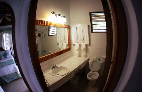 Negril Complejo | Negril Tree House Resort