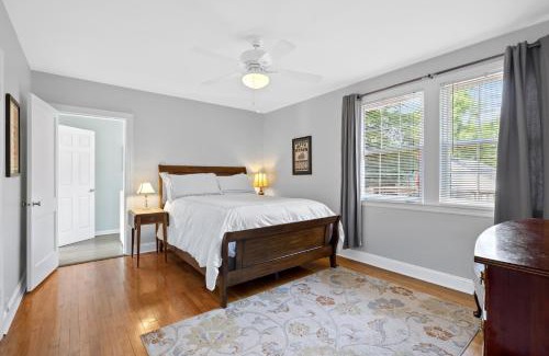 Inglewood Casa | Neighborhood Retreat, Large Yard, Fire Pit