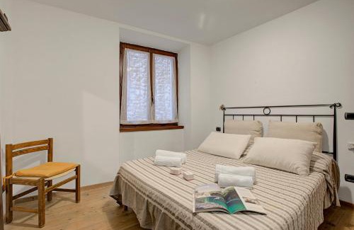 Canale di Tenno Apartamento | Nel Cuore Di Tenno - Happy Rentals