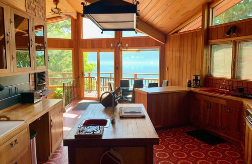 Nelson Casa | Nelson Beach Chalet 5 Bedroom Waterfront House