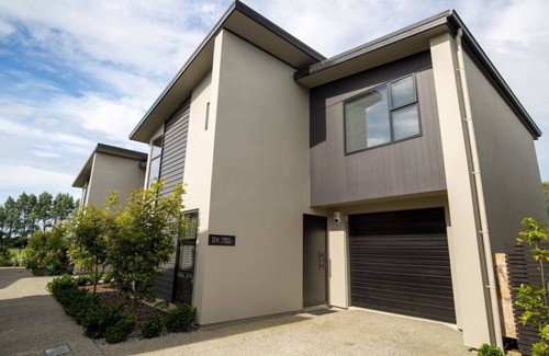 Nelson Casa | Nelson Central Town House