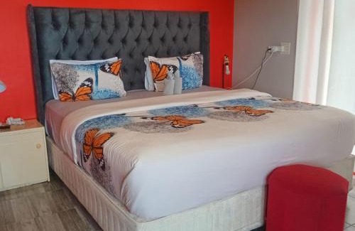 Goodwood Casa | Neo & Ruks Guest House goodwood 4
