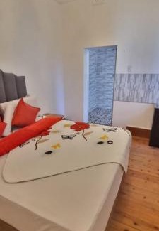 Eikenbosch Apartamento | Neo & Ruks Guest Houses Boston Belleville 3