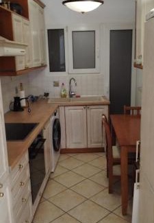 Agios Onoufrios Apartamento | Neoclassical apartment in kadmia