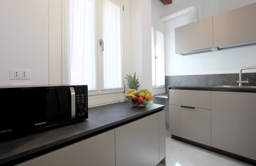 Santa Croce Apartamento | Neon Art (Residence Modern Art)