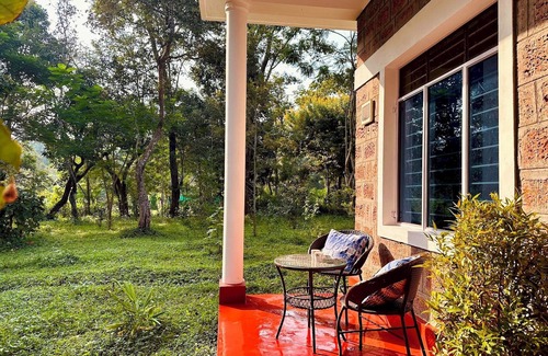 Madapura Casa | Nephila Farm | CB2 | Quiet | Remote | Nature Haven