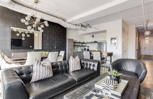 Old Fourth Ward Apartamento | Neptune Loft by Atlanta Luxury Rentals