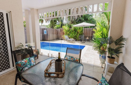 Palm Cove Villa | Escape to your private tropical oasis! 2 bedroom/2 bathroom, private pool!🌴