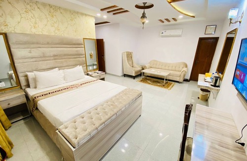 Lahore Hotel | Neshaz Hotel