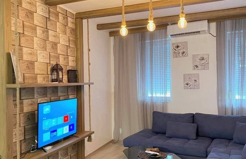 Pristina Apartamento | Nessi Apartment