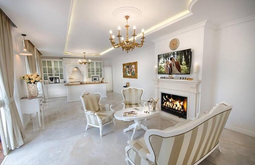Elqosh Apartamento | Nessya Suite - perfect for cuople
