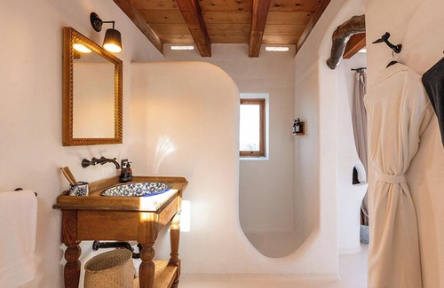 Los Cabos Cabina | NEST Baja