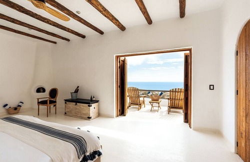 Los Cabos Cabina | NEST Baja