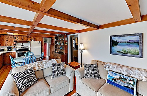 Mount Desert Cabaña | Nest On Mount Desert Isle w Beach - 8 Mi to Acadia