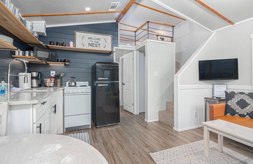 Spring Branch Casa | Nest · Texas Tiny House with a Big View