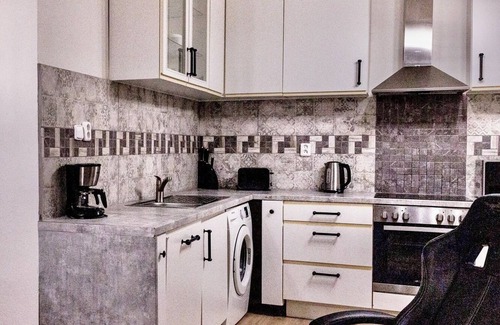 Stresovice Apartamento | Nestled in the Quiet Hills of Prague, 2-bed 1.5 Bath Smart TV and free WiFi