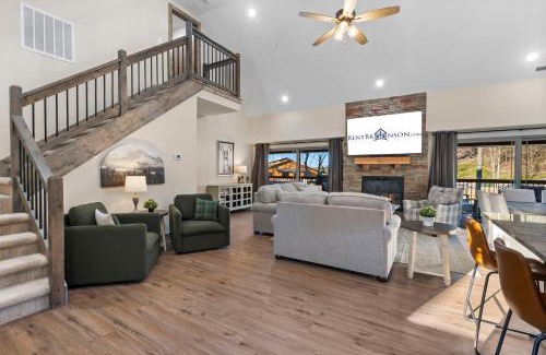 Hollister Casa | Nestled Nook
