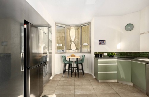 Netanya Apartamento | Netanya Beach & Pool Comfort Stay