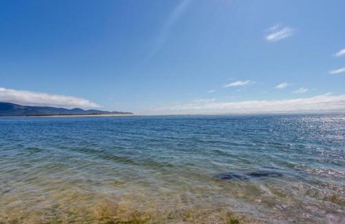 Happy Camp Hideaway Apartamento | Netarts Bay and Ocean Views