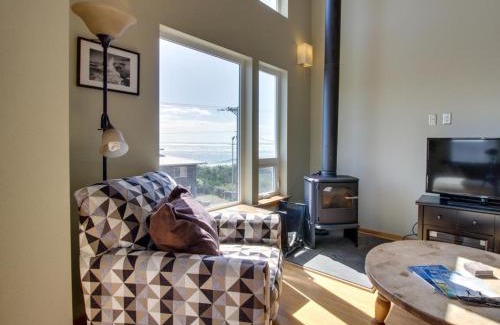 Happy Camp Hideaway Apartamento | Netarts Bay and Ocean Views