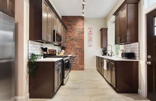 Point Breeze North Apartamento | BBQ+Netflix+FreeParking in East Liberty Near Shops