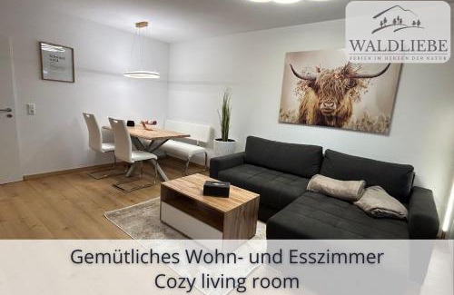 Schonach im Schwarzwald Apartamento | NEU Exklusives Apartment Waldliebe mit Indoor-Pool, Sauna, top Lage und Ausblick in die Natur, Hunde willkommen