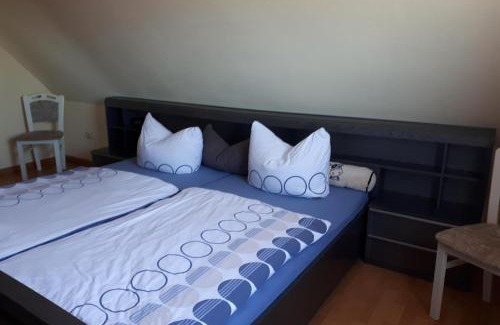 Ihlow Apartamento | NEU! Ferienwohnung Luna zwischen den Meeren
