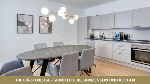 Bayreuth Apartamento | NEU FEWO FUERSTENLOGE 1-6 Pers hinter dem Markgräflichen Opernhaus - 2 Schlafzimmer mit Boxspringbetten 4 Einzel oder 2 Doppelbetten, Balkon und Einbauküche, Barrierearm