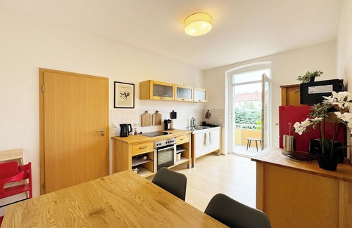 Schonebeck Apartamento | NEU: Morgensonne: 55m² 2-Zimmer Wohnung in Schönebeck für bis zu 4 Gäste