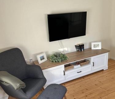 Rysum Casa | NEU! Schickes und modernes Ferienhaus ant Zingel