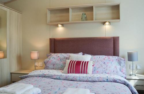 Llanfachraeth Casa | Neuadd Wen Cottages - Porthdy Crey R Wen