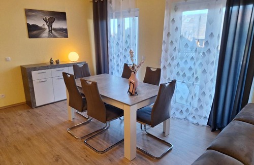 Rheinbay Apartamento | Neue Ferienwohnung auf dem Land