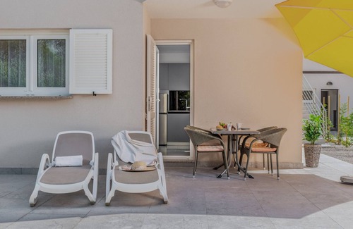 Rabac Apartamento | neues Apartment mit grosser Terrasse