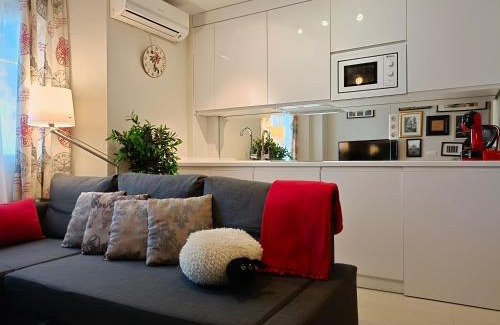 Pedregalejo Apartamento | Neverending Loft