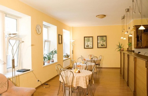 District No. 78 Casa | Nevsky Guest House