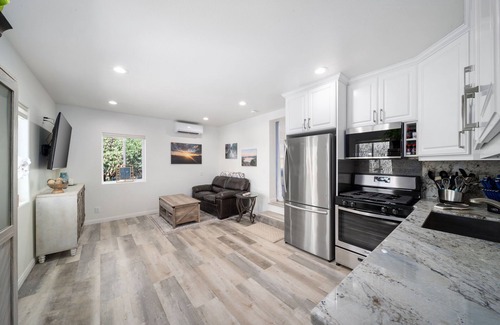 Lake Arrowhead Apartamento | New 1-Bdrm Apartment Suite - Pet-Friendly Cozy Mountain Escape Near Trail & Lake
