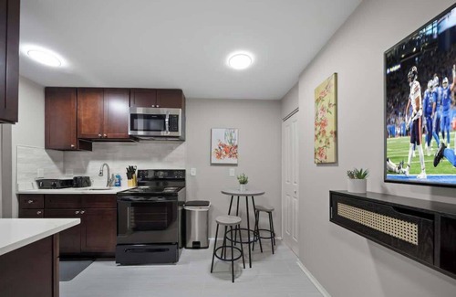 Hazel Park Apartamento | New 1BD Apartment Near Ferndale