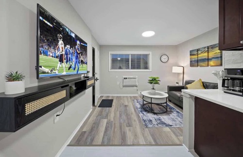 Hazel Park Apartamento | New 1BD Apartment Near Ferndale