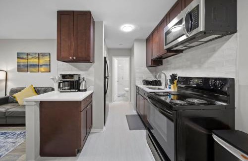 Hazel Park Apartamento | New 1BD Apartment Near Ferndale