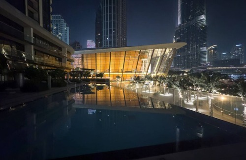 Downtown Dubai Apartamento | New 1BR | Burj Khalifa Infinity Pool | Dubai Mall