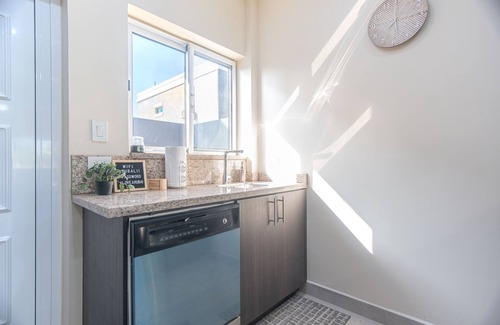 Washington Apartamento | New 2 bed 2 bath Cass Bubali close to Eagle Beach!