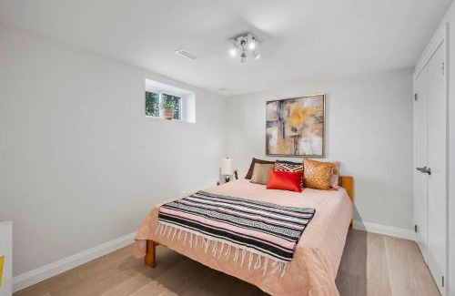 Guelph Casa | New 2 bedroom basement apartment