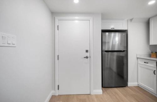 Guelph Casa | New 2 bedroom basement apartment
