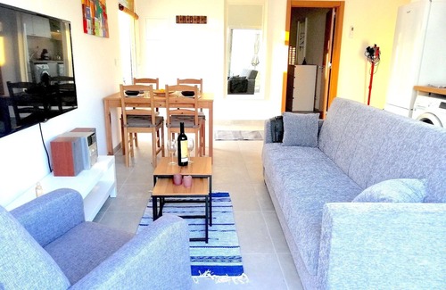 Moncarapacho e Fuseta Casa | New 2 Bedroom House With Garden and Shared Pool