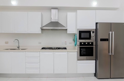 Puerto Bahia Apartamento | New 2 bedrooms apt at playa Bonita Beach Residences lake view building 4201