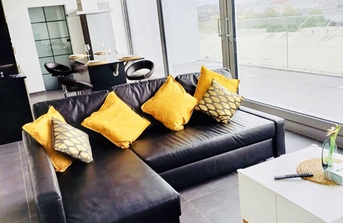 Bonnevoie Apartamento | New 2 bedrooms Penthouse in Center