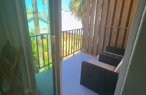 South Padre Island Condominio | NEW! * 2 Levels * Pool * Near Beach * 2 Patios
