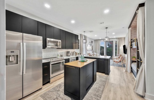 Nashville Apartamento | New! 2 Luxe Penthouses with Balconies + City Views