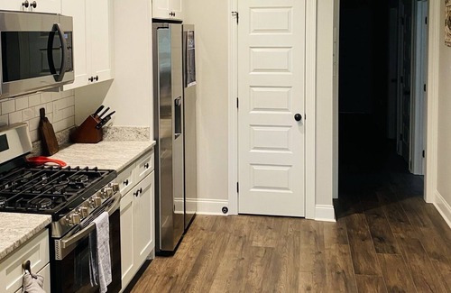 Zachary Casa | New 2BR/2BA Home In The Heart Of Zachary